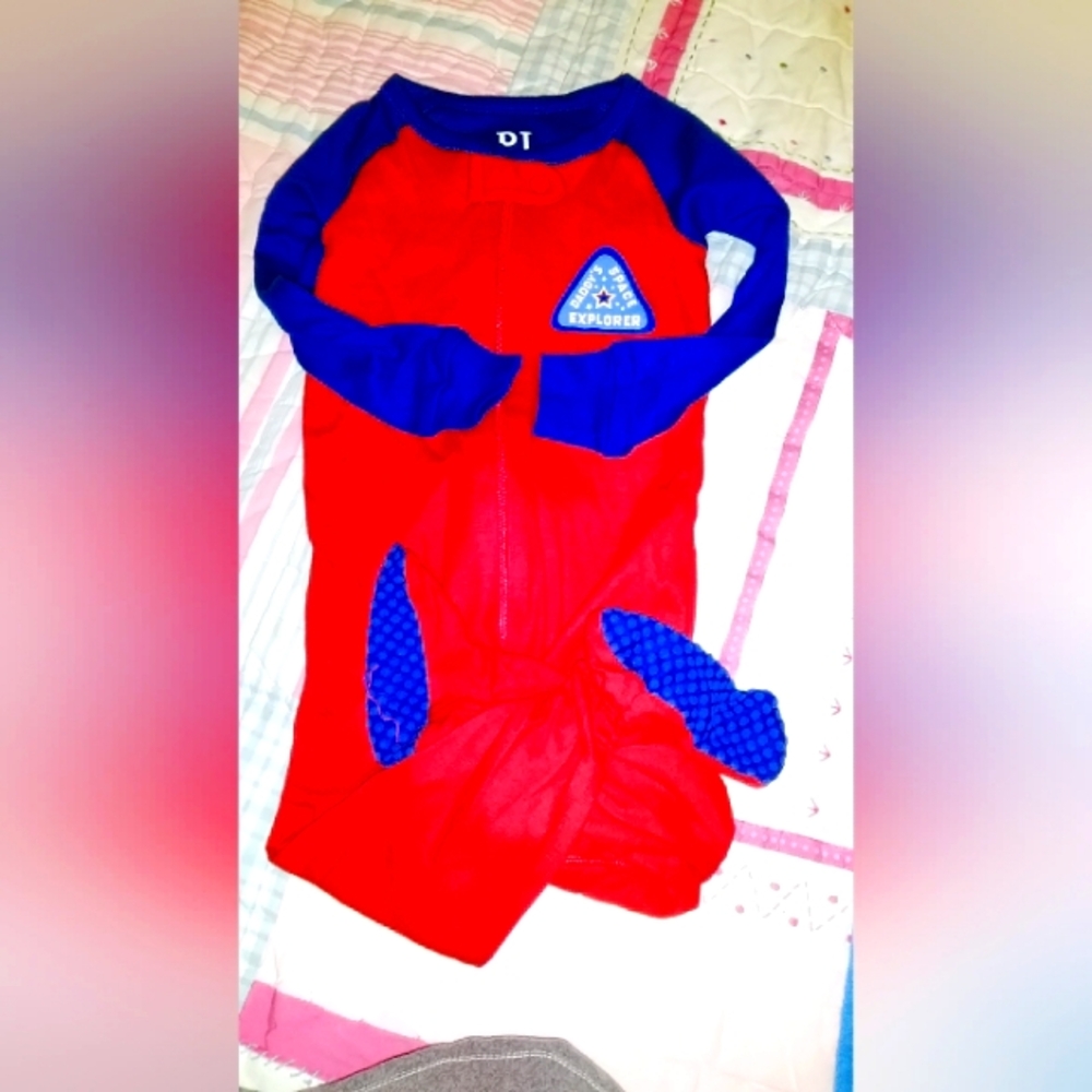 2 pair of new pjs space theme they do not have tags and never used